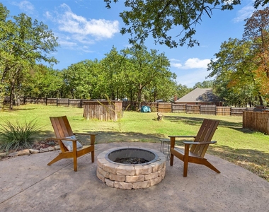512 Post Oak Drive - Photo Thumbnail 18