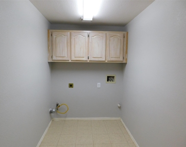 8175 E Mckinney Street - Photo Thumbnail 6