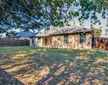 110 Enchanted Forest Drive - Photo Thumbnail 1