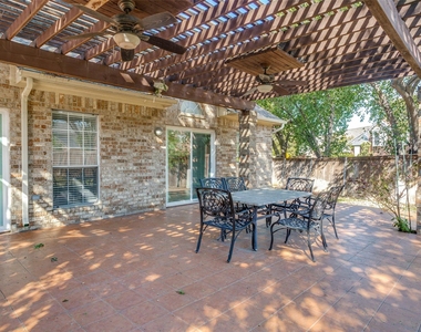 9410 Apple Way - Photo Thumbnail 22