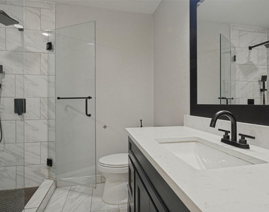 9410 Apple Way - Photo Thumbnail 16