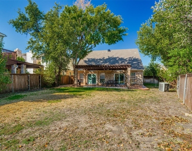 9410 Apple Way - Photo Thumbnail 25