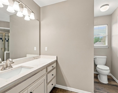 2114 Bay Club Drive - Photo Thumbnail 13
