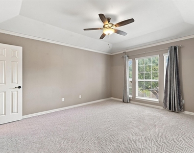 2114 Bay Club Drive - Photo Thumbnail 16