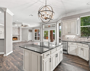 2114 Bay Club Drive - Photo Thumbnail 11