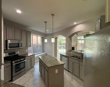 17915 Mary Margaret Street - Photo Thumbnail 11
