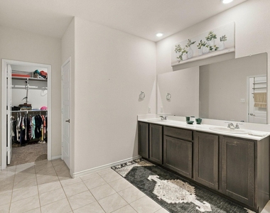 427 Pleasant Hill Lane - Photo Thumbnail 22