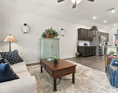 427 Pleasant Hill Lane - Photo Thumbnail 15