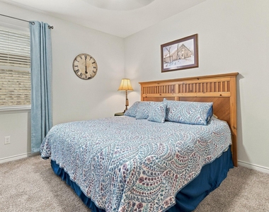 427 Pleasant Hill Lane - Photo Thumbnail 24