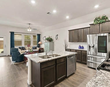 427 Pleasant Hill Lane - Photo Thumbnail 10