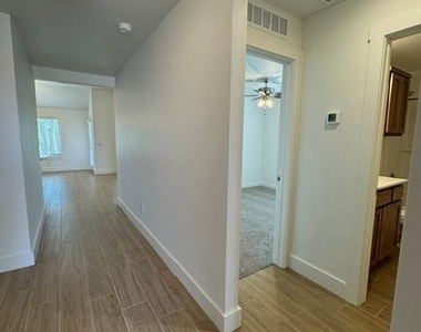 17500 Moss Farm Road - Photo Thumbnail 1