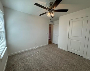 17500 Moss Farm Road - Photo Thumbnail 4