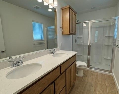 17500 Moss Farm Road - Photo Thumbnail 15
