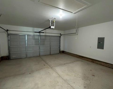 17500 Moss Farm Road - Photo Thumbnail 12