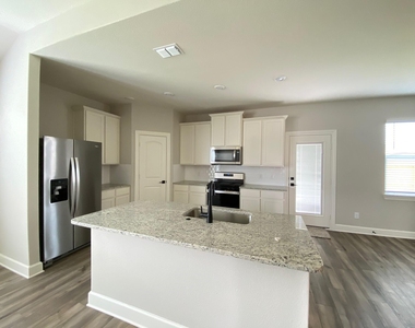 2109 Atwood Drive - Photo Thumbnail 6