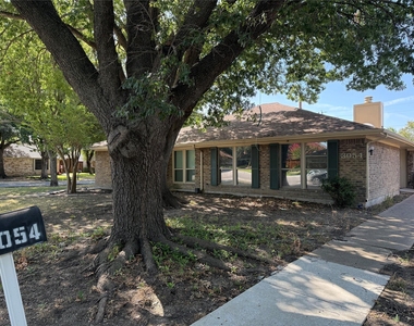 3054 Airhaven Street - Photo Thumbnail 2