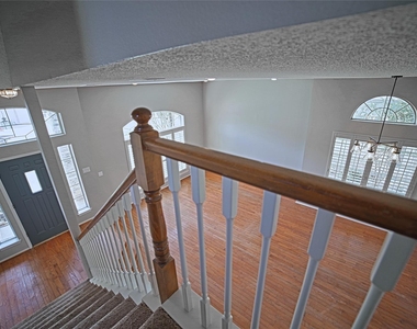 6813 Hickory Hollow Lane - Photo Thumbnail 17