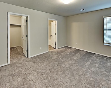 9432 Sw 44th Terrace - Photo Thumbnail 8