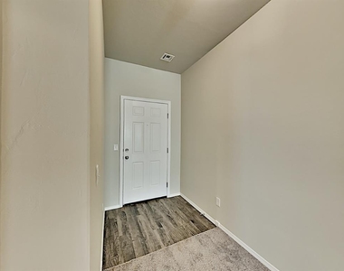 9432 Sw 44th Terrace - Photo Thumbnail 2