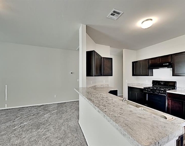 9432 Sw 44th Terrace - Photo Thumbnail 4