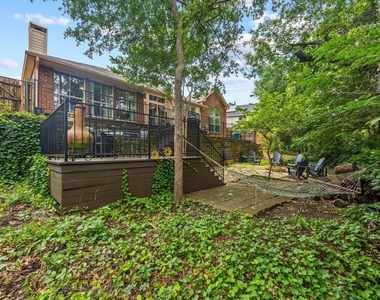 221 Freedom Court - Photo Thumbnail 22