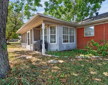 105 Murray Street - Photo Thumbnail 36