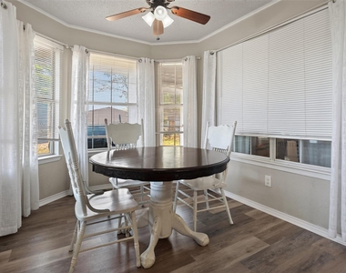 105 Murray Street - Photo Thumbnail 9