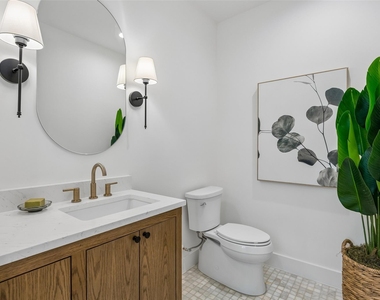 11131 Hillcrest Road - Photo Thumbnail 28