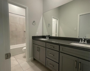 3104 Ferrero Lane - Photo Thumbnail 30