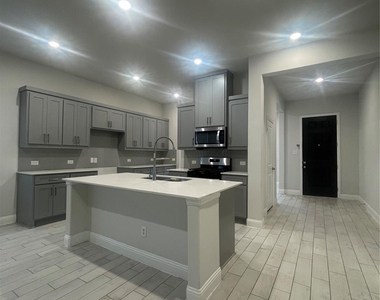 3104 Ferrero Lane - Photo Thumbnail 22