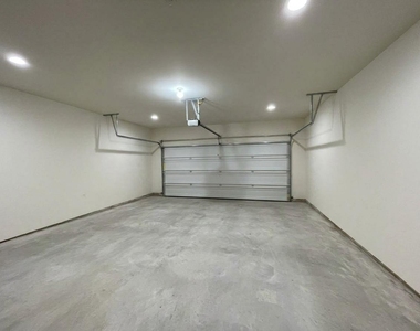 2104 Jeanine Drive - Photo Thumbnail 14