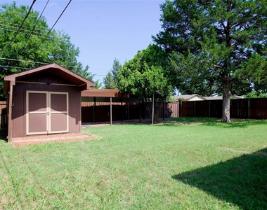 2708 N Avenue - Photo Thumbnail 23
