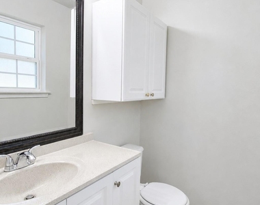 2708 N Avenue - Photo Thumbnail 16