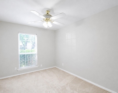 2708 N Avenue - Photo Thumbnail 17