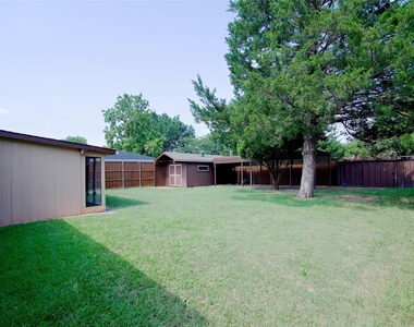 2708 N Avenue - Photo Thumbnail 26