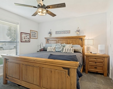 2617 Pinehurst Drive - Photo Thumbnail 12