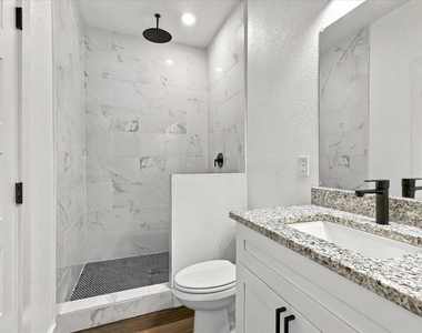 3023 Brazos River Drive - Photo Thumbnail 31