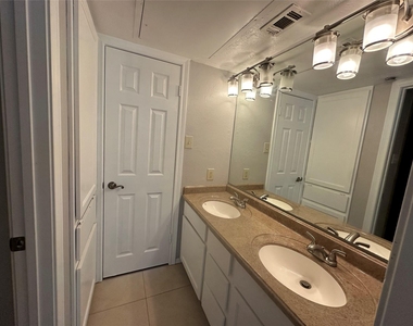3919 Cole Avenue - Photo Thumbnail 12
