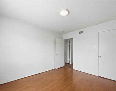 4845 Cedar Springs Road - Photo Thumbnail 9