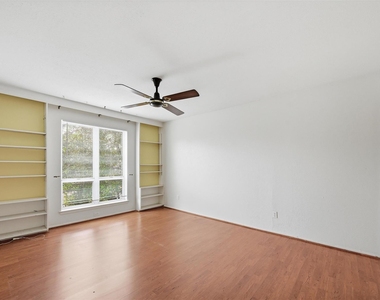 4845 Cedar Springs Road - Photo Thumbnail 10