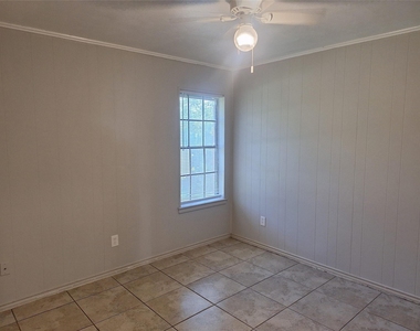 203 Thompson Street - Photo Thumbnail 11