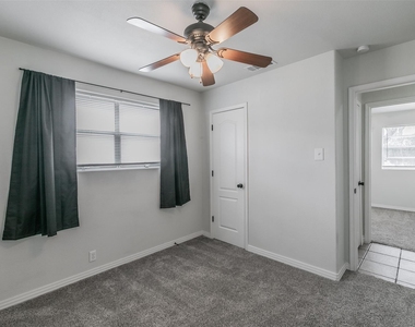 820 Sw Southridge Drive - Photo Thumbnail 22