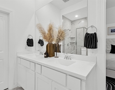 444 Somerville Drive - Photo Thumbnail 19