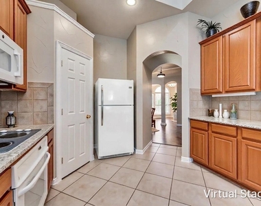 7900 Brookmount Street - Photo Thumbnail 2