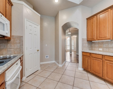 7900 Brookmount Street - Photo Thumbnail 14
