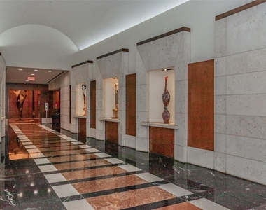 500 Throckmorton Street - Photo Thumbnail 16