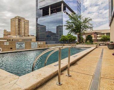 500 Throckmorton Street - Photo Thumbnail 20
