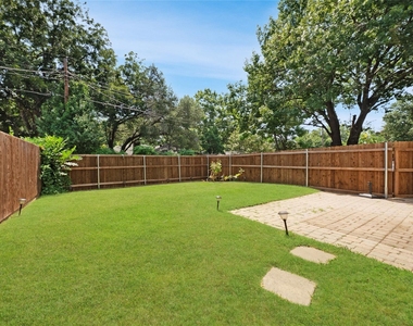 222 Gwendola Drive - Photo Thumbnail 16
