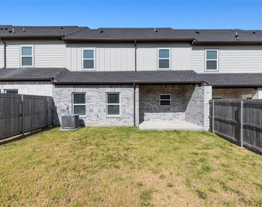 1022 Debby Court - Photo Thumbnail 24