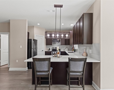 1022 Debby Court - Photo Thumbnail 6